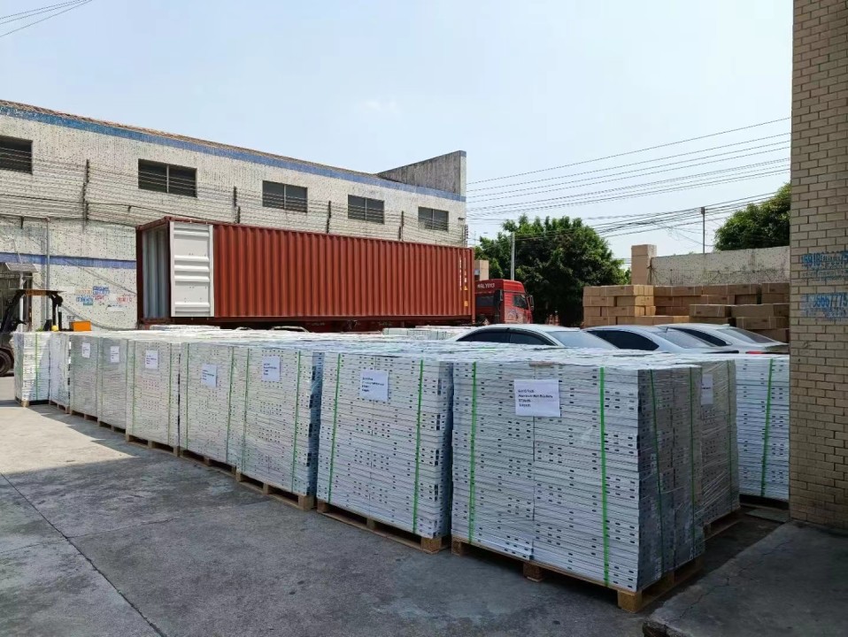 Modern Aluminum Extrusion Profile Modern Aluminum Extrusion