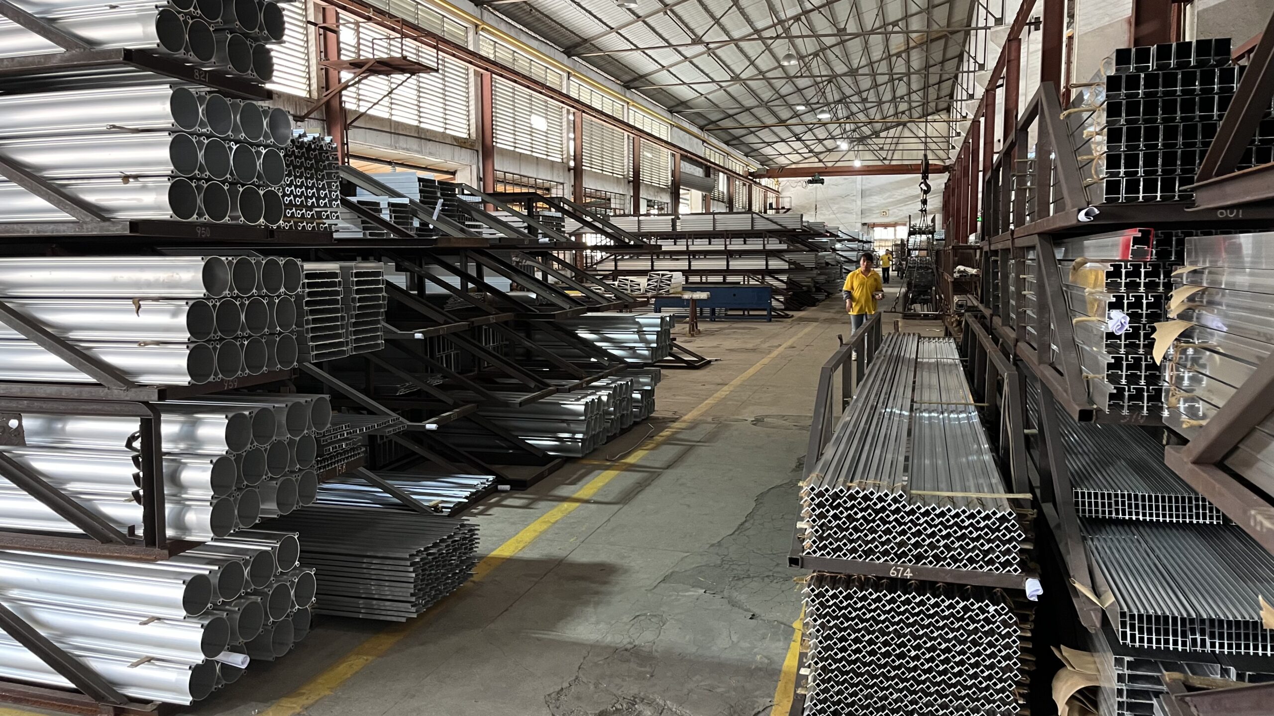 Modern Aluminum Extrusion Profile Modern Aluminum Extrusion